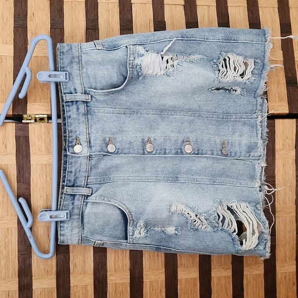 Free People destroyed button up jean skirt - Picture 1 of 9